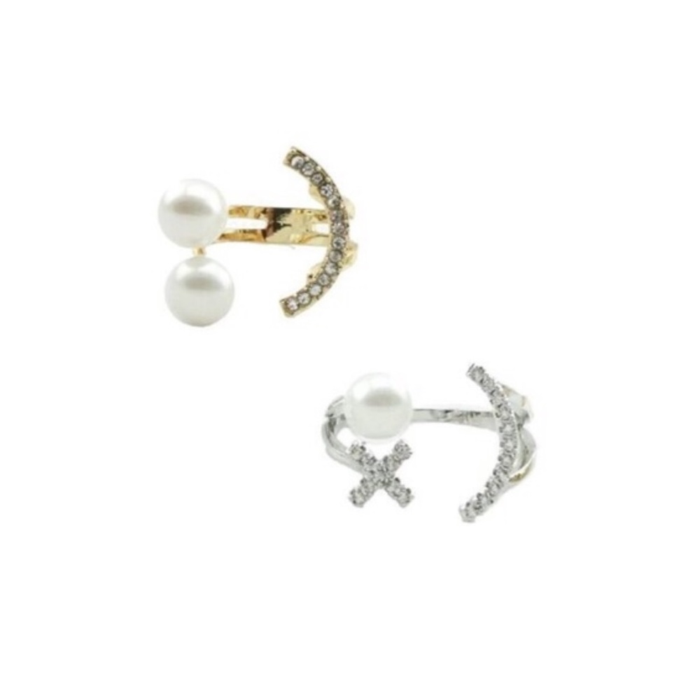 GOLD PEARL AND MOON RING! 🌙 - Picture 3 of 3